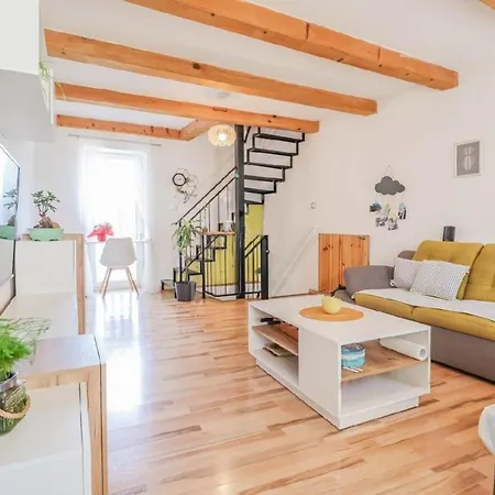 House Leon Dom wakacyjny Brtonigla