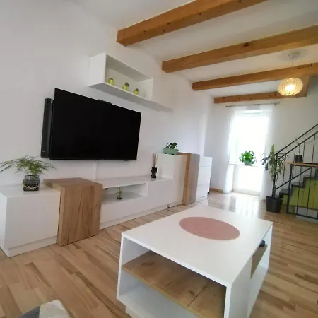 House Leon * Brtonigla