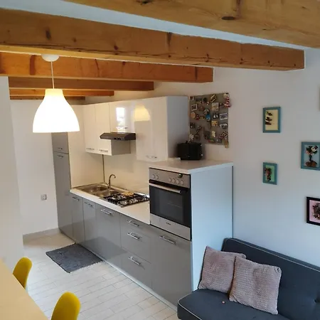 House Leon Dom wakacyjny Brtonigla